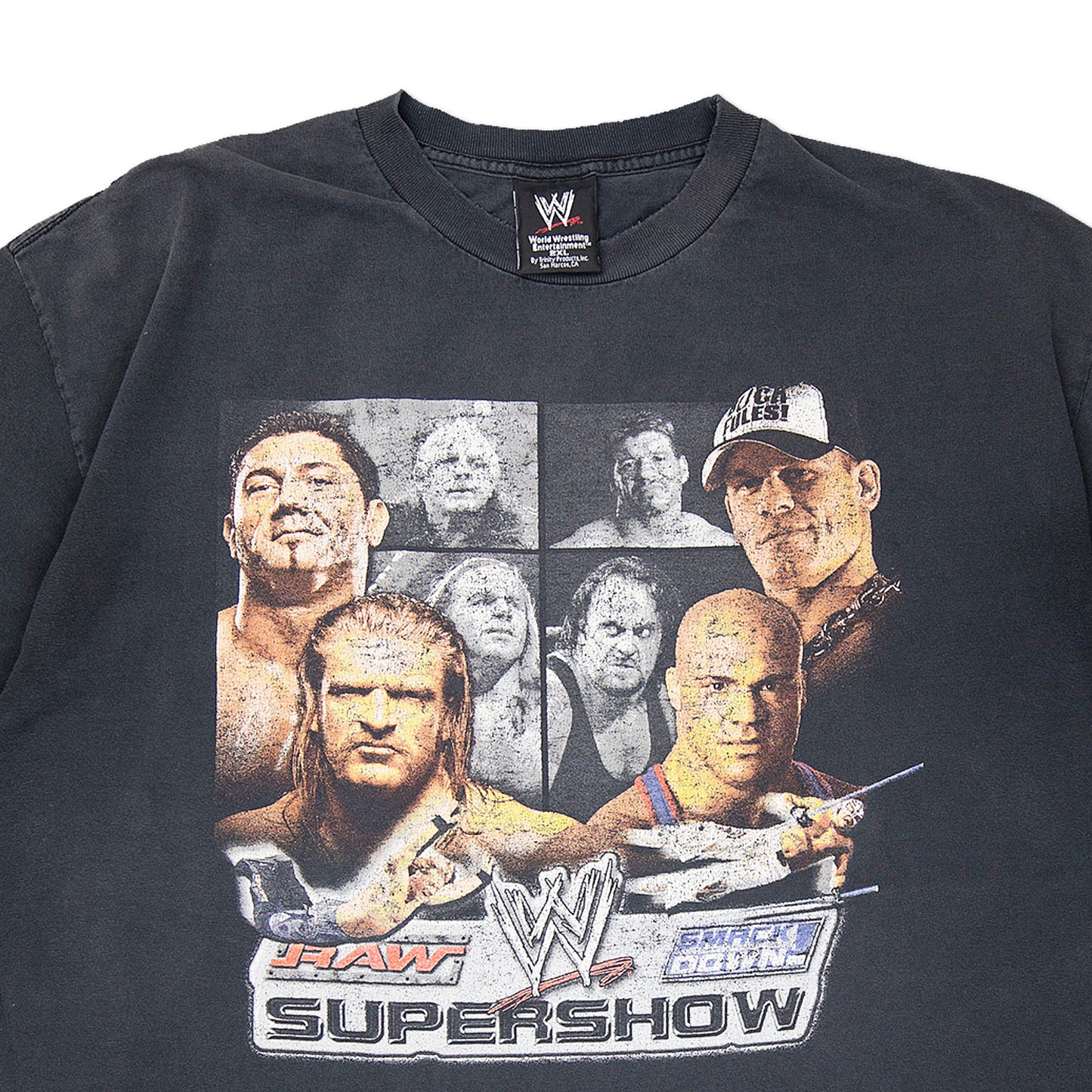 02' WWE Smackdown Vs Raw Tee (XXL)